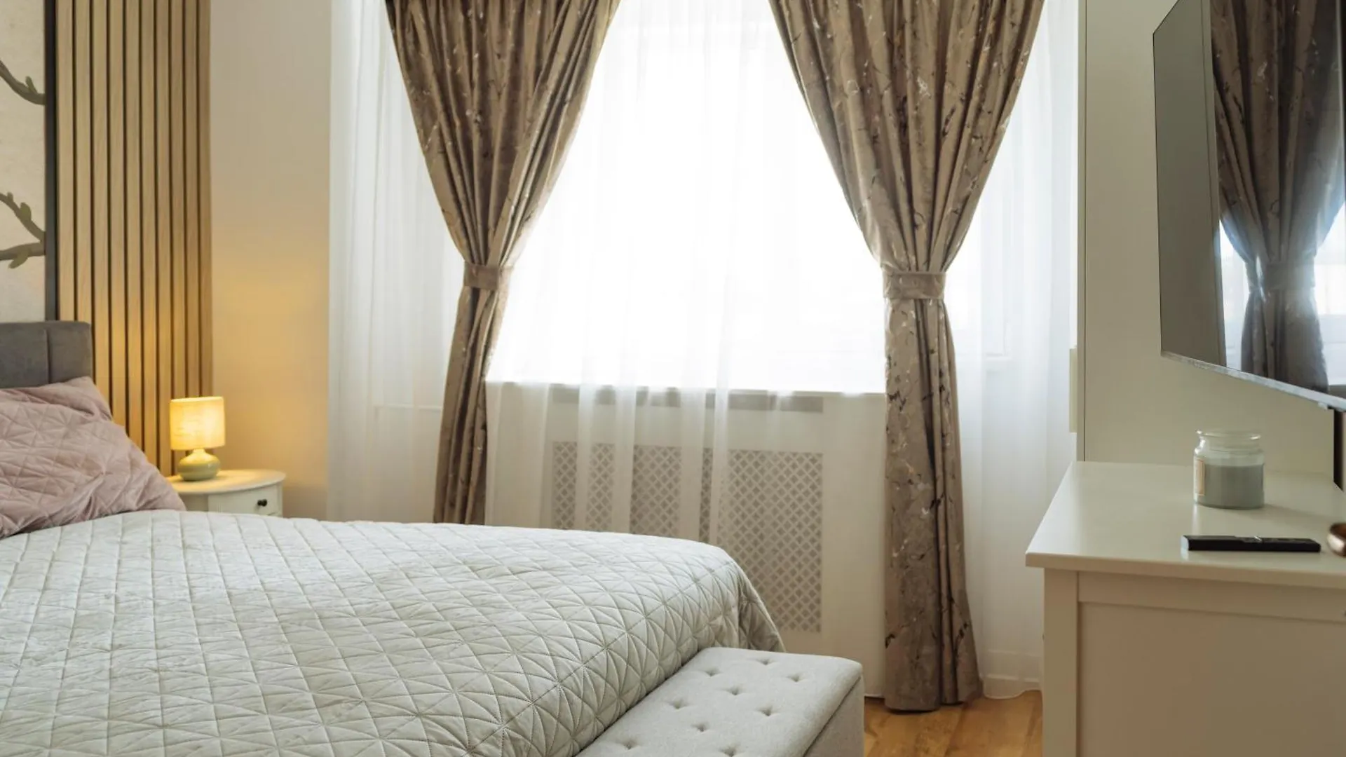 Cr Apartment Aviatiei Business Center Бухарест 0*,  Румыния