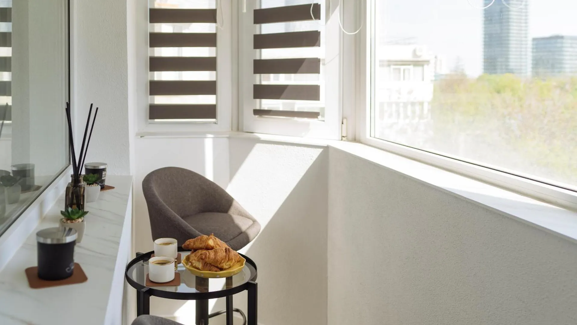 Cr Apartment Aviatiei Business Center Бухарест 0*,  Румыния